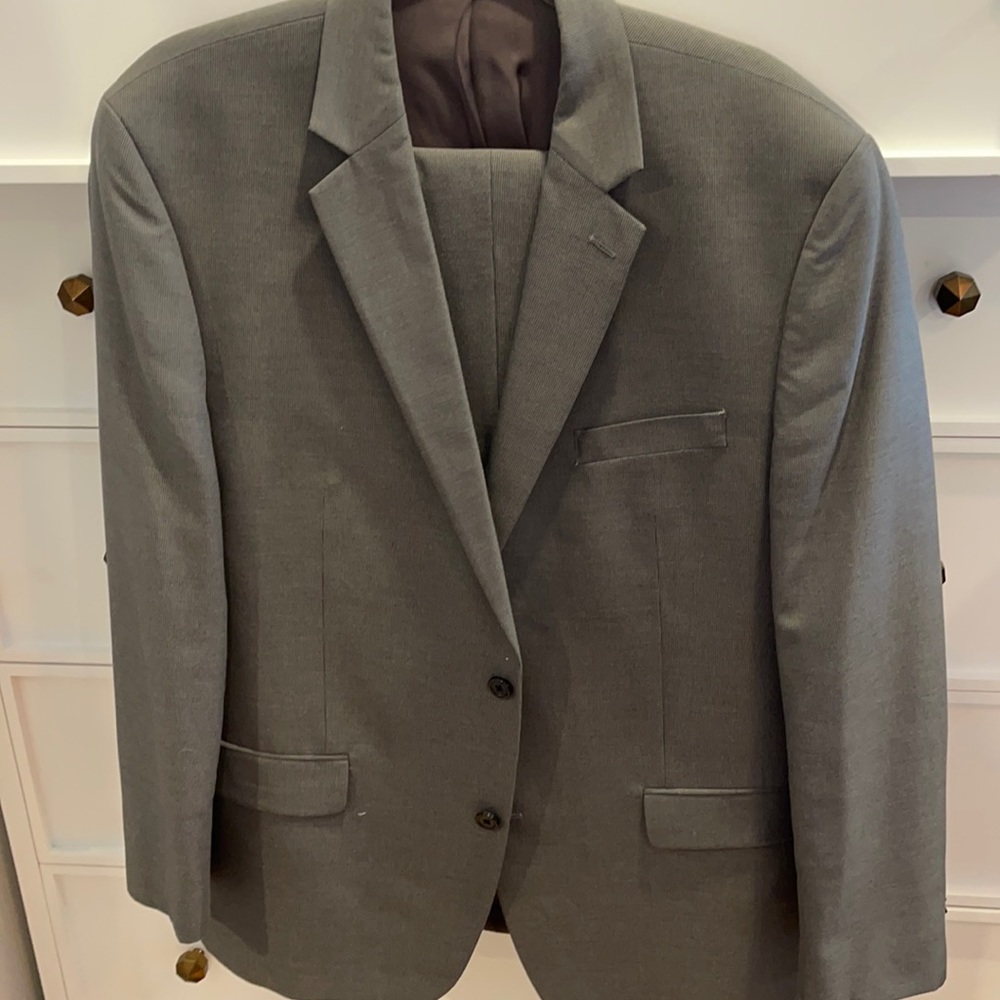 Michael kors men’s suit 44R 38/32